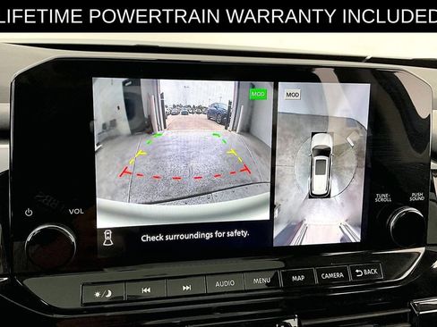 Used 2024 Nissan Pathfinder SL w/ SL Premium Package FWD image 30