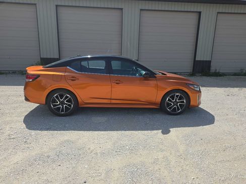 Used 2024 Nissan Sentra SR w/ Trunk Package FWD image 4