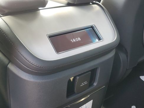 New 2026 Lincoln Navigator Reserve w/ Jet Appearance Package image 29