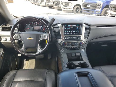 Used 2018 Chevrolet Tahoe LT image 18