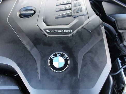 Used 2020 BMW 330i Sedan w/ Convenience Package image 37