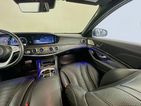 Used 2018 Mercedes-Benz S 560 Sedan w/ AMG Line Exterior image 12