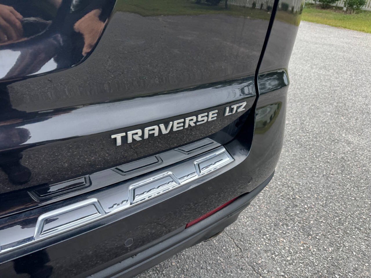 Used 2016 Chevrolet Traverse LTZ FWD image 35