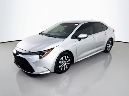 Used 2020 Toyota Corolla LE w/ Carpet Mat Package (TMS) FWD image 4
