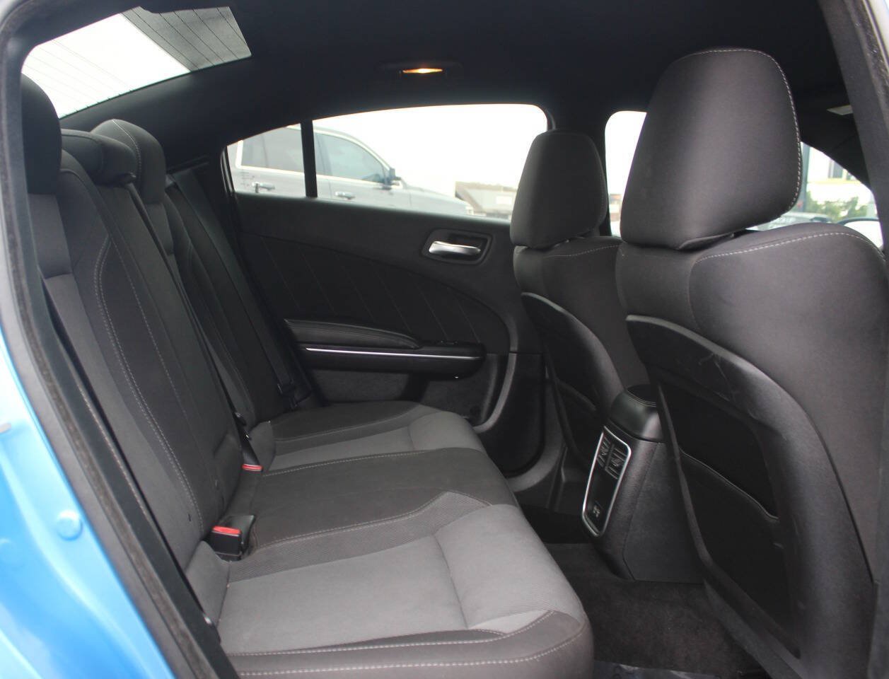 Used 2016 Dodge Charger R/T RWD image 12