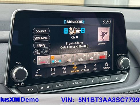 Certified 2025 Nissan Rogue S image 33