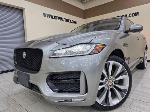 Used 2018 Jaguar F-PACE R-Sport AWD/4WD image 1