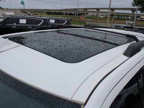 Used 2021 Ford Expedition Max Limited image 4