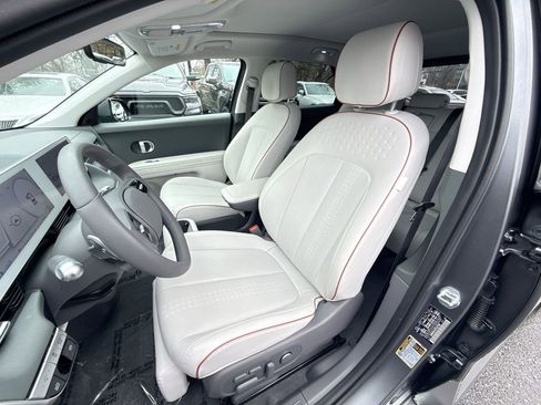 Used 2023 Hyundai Ioniq 5 Limited w/ Cargo Package image 13