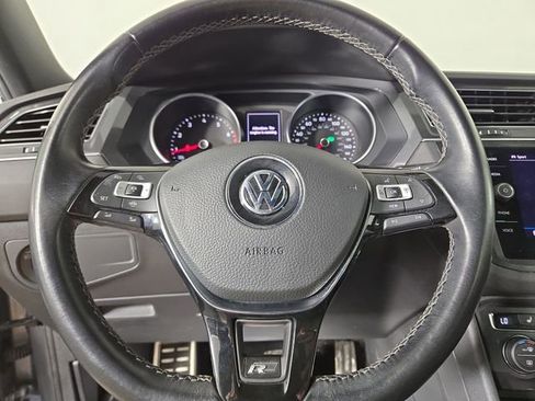 Used 2021 Volkswagen Tiguan SE R-Line AWD/4WD image 22