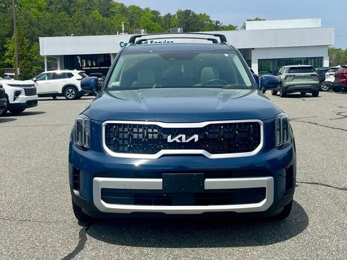 Used 2025 Kia Telluride EX AWD/4WD image 8