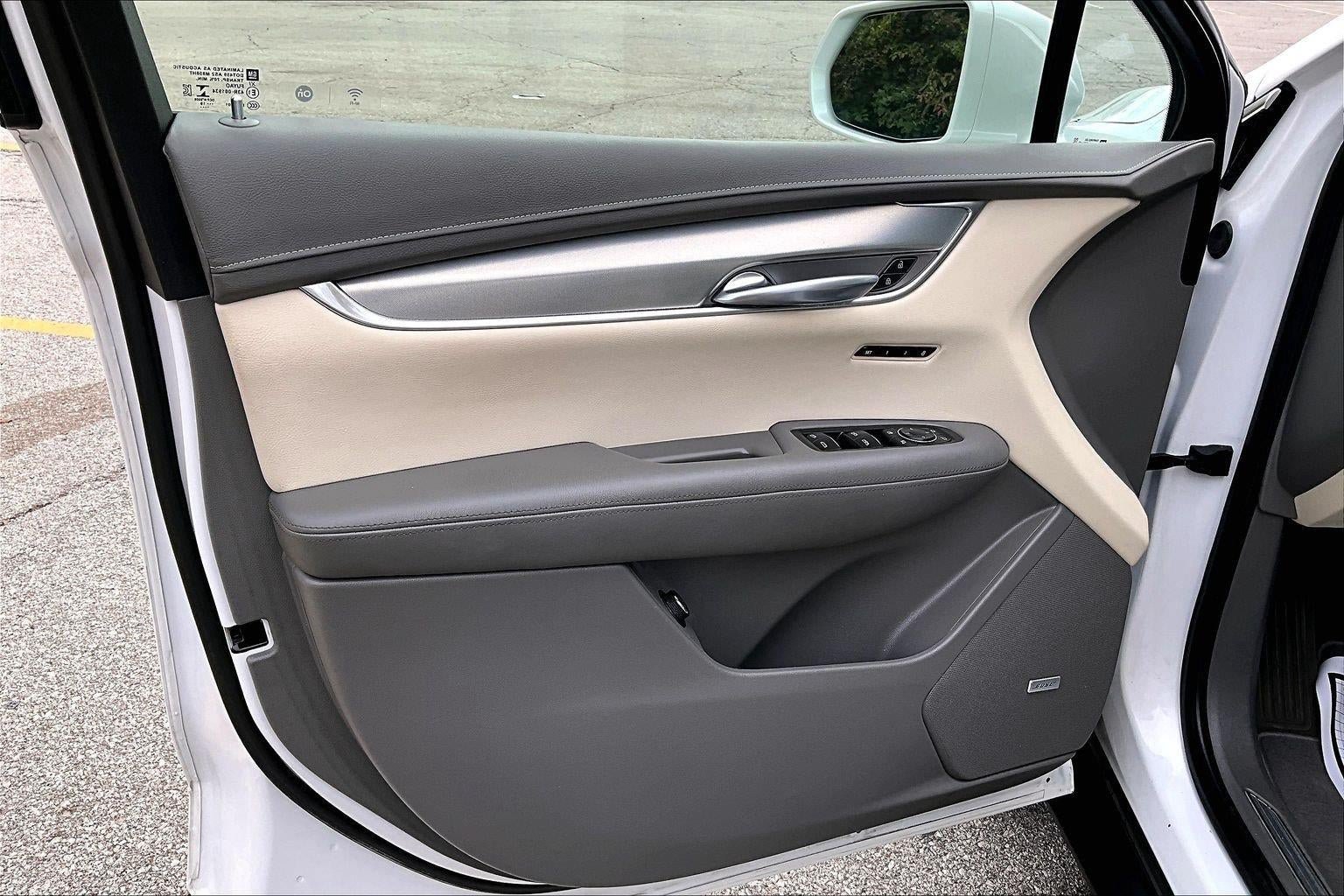 Used 2020 Cadillac XT5 Premium Luxury AWD/4WD image 25