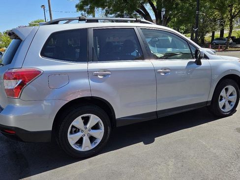 Used 2020 Subaru Forester Premium AWD/4WD image 27