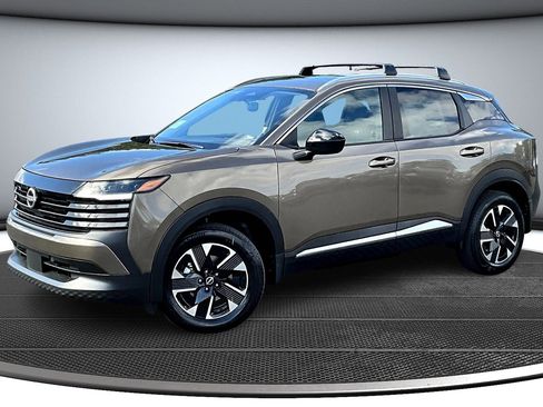 New 2026 Nissan Kicks SV w/ SV Premium Package image 2