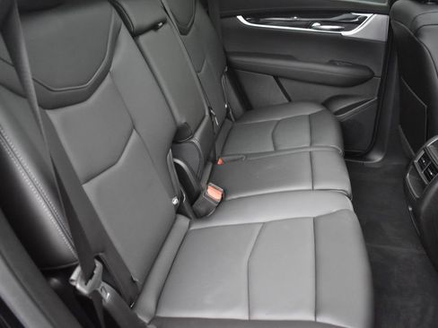 Certified 2023 Cadillac XT5 Premium Luxury AWD/4WD image 28