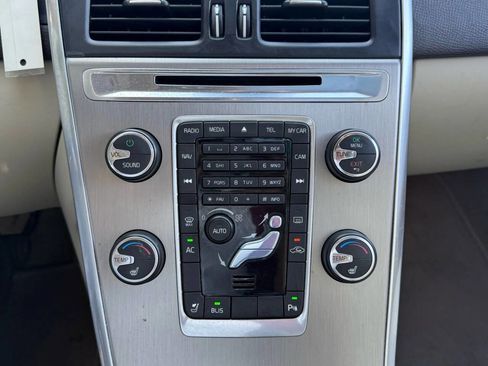 Used 2013 Volvo XC60 T6 image 20