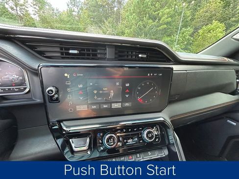 Used 2024 GMC Sierra 1500 AT4 w/ Technology Package image 39