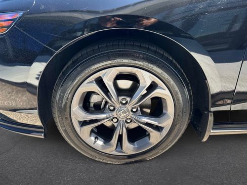 Used 2023 Honda Accord EX image 9