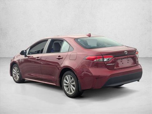 Used 2025 Toyota Corolla LE w/ LE Premium Package image 7