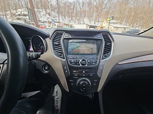 Used 2013 Hyundai Santa Fe Sport w/ Technology Pkg image 12