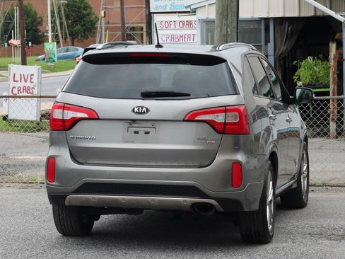 Used 2014 Kia Sorento SX w/ 3rd Row Package AWD/4WD image 8