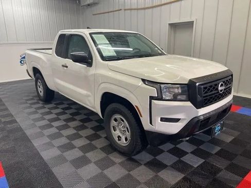 Used 2023 Nissan Frontier S w/ Technology Package image 2
