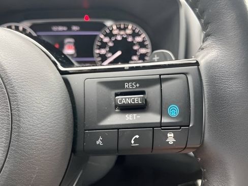 Used 2023 Nissan Rogue SV w/ SV Premium B Package AWD/4WD image 22