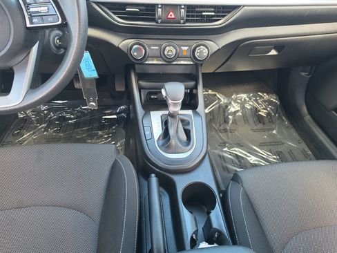 Used 2023 Kia Forte LXS FWD image 14