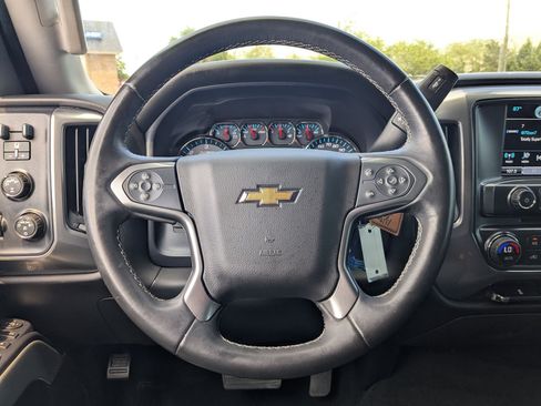 Used 2018 Chevrolet Silverado 1500 LT w/ Texas Edition AWD/4WD image 16