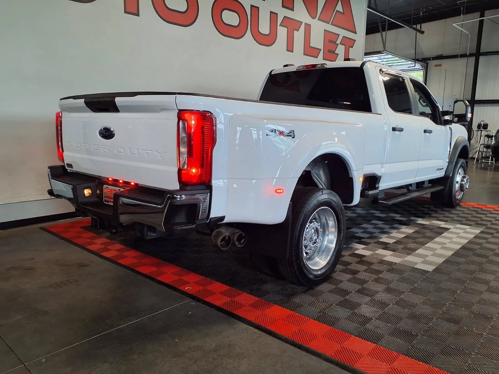 Used 2024 Ford F450 XL w/ XL Chrome Package AWD/4WD image 8
