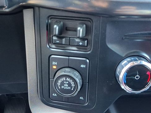 Used 2025 Ford F150 Platinum AWD/4WD image 20