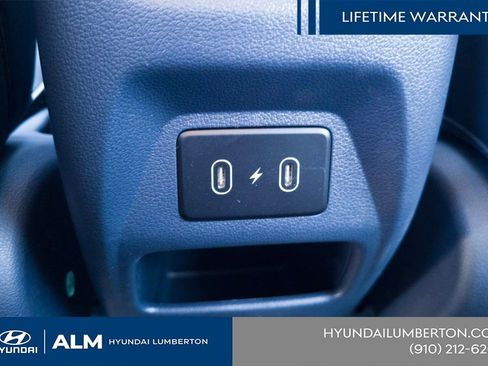 New 2026 Hyundai Venue SEL FWD image 21