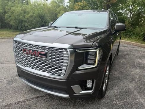 Used 2021 GMC Yukon XL Denali RWD image 7