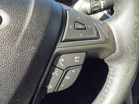 Used 2022 Ford Edge SEL AWD/4WD image 11
