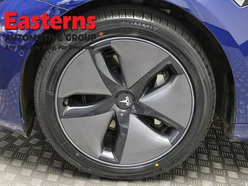 Used 2018 Tesla Model 3 Long Range AWD/4WD image 26