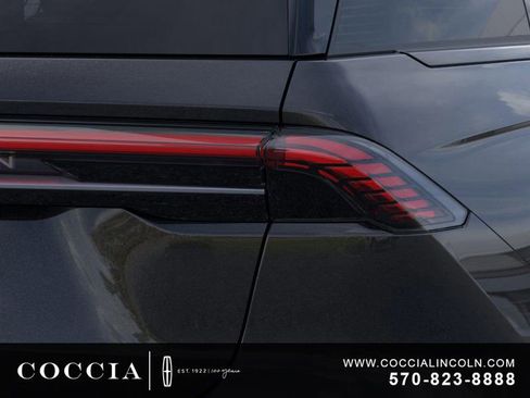 New 2026 Lincoln Nautilus Premier image 21