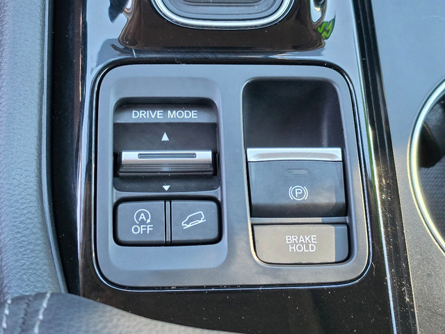 Certified 2025 Honda Pilot EX-L image 28