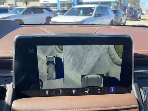 Used 2023 Chevrolet Tahoe High Country image 27