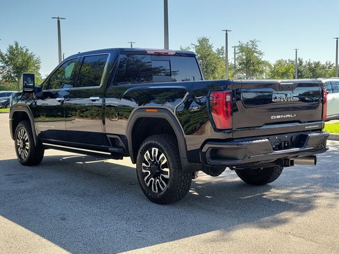 Used 2024 GMC Sierra 2500 Denali Ultimate w/ Max Trailering Package AWD/4WD image 8