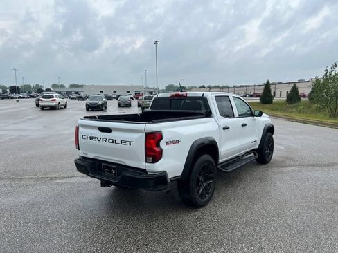 Used 2024 Chevrolet Colorado Trail Boss w/ Advanced Trailering Package AWD/4WD image 5