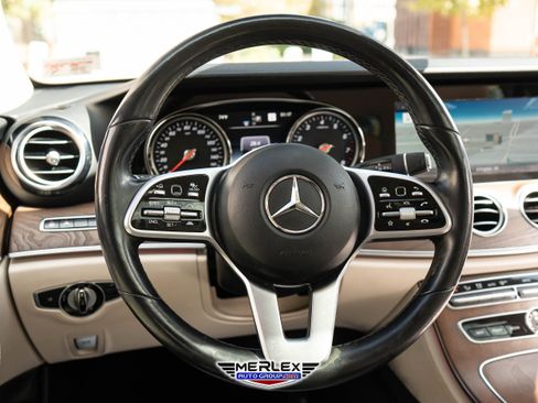 Used 2019 Mercedes-Benz E 300 4MATIC w/ Driver Assistance Package image 23