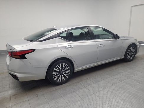 Used 2023 Nissan Altima 2.5 SV image 10