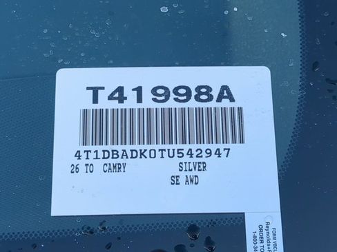 Used 2026 Toyota Camry SE image 18