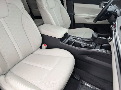 Certified 2024 Kia Sorento X-Line EX image 23