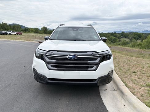 New 2026 Subaru Forester Limited AWD/4WD image 2