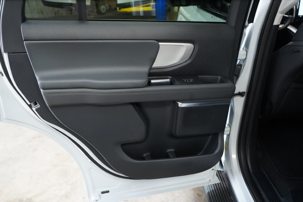 New 2026 Ford Expedition Active AWD/4WD image 32