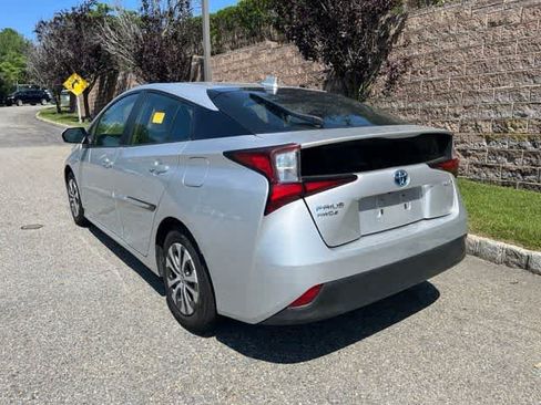 Used 2022 Toyota Prius LE AWD/4WD image 6