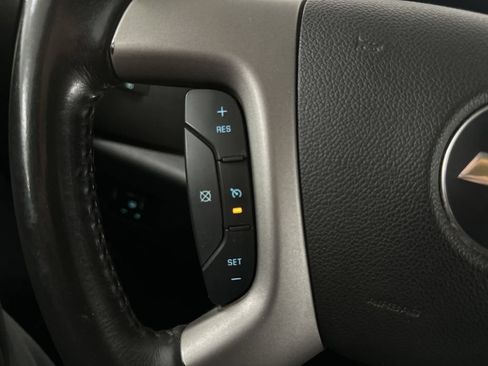 Used 2014 Chevrolet Silverado 2500 LT w/ Interior Plus Package AWD/4WD image 38