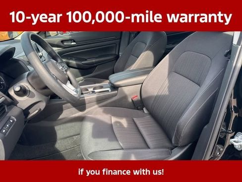 Used 2025 Nissan Altima 2.5 SV FWD image 28