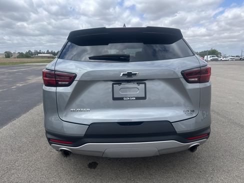 Used 2024 Chevrolet Blazer LT w/ Driver Confidence Package image 4